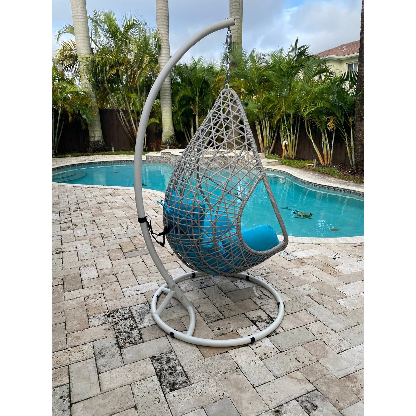 Whiteline Bravo Outdoor Egg Chair - WHT/BLU